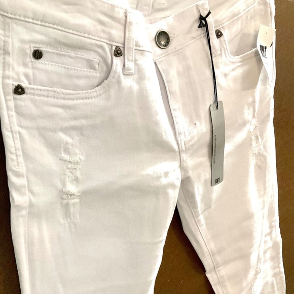 Kut from the Kloth - CATHERINE Woman's Boyfriend Optical White Jeans NWT Size 6 - Picture 2 of 7